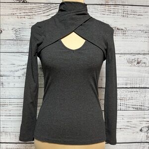 Chic Gray Long Sleeve Top